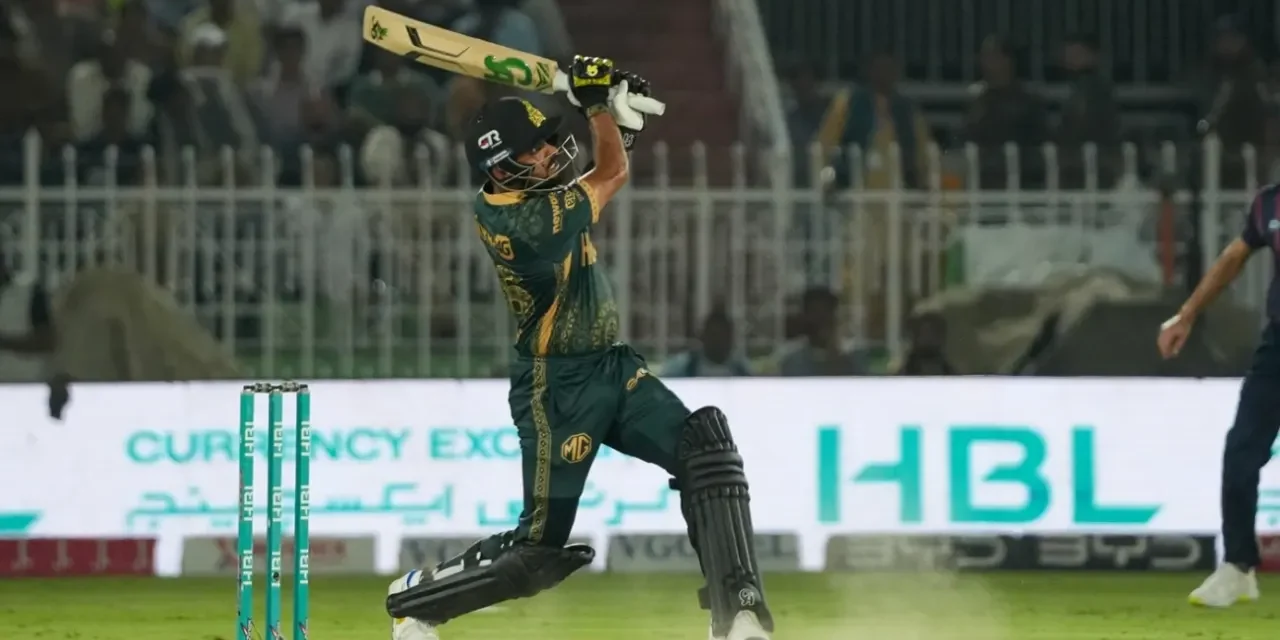 Babar azam ne century ker di